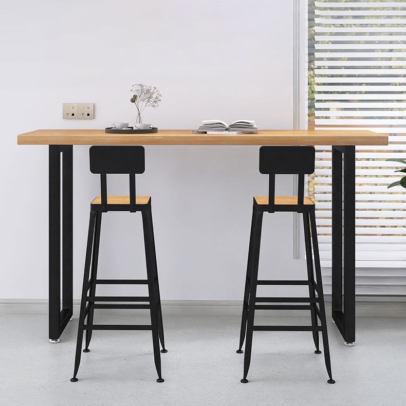 Rechteckiger Bartisch mit Kufengestell aus massivem Holz für die Küche und das Esszimmer