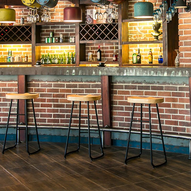 Iron Bar Stool Home Living Room Milk Tea Shop High Stool Bar Creative Modern Style Clearhalo 'Bar Furniture' 'Bar Stools' 'bar_stools' 'furn' 'furn_bar_stools' 'furniture_bar_stools' 'Kitchen & Dining Furniture' 'kitchen&dining_furn' 'kitchen' 'kitchen_furn' Furniture' 1200x1200_8cce96b2-59ac-4faf-900e-9ff8b75ea946