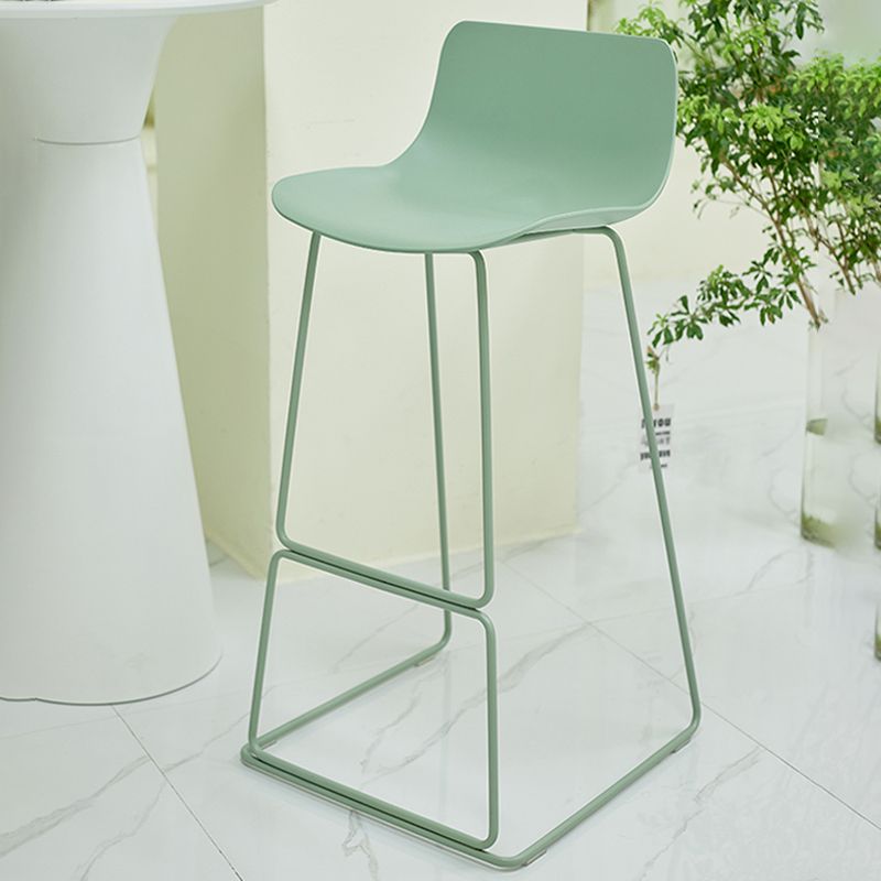 Indoor Footrest Dining Stool Plastic Industrial Low Back Counter-height Stool Clearhalo 'Bar Furniture' 'Bar Stools' 'bar_stools' 'furn' 'furn_bar_stools' 'Furniture' 'Kitchen & Dining Furniture' 1200x1200_8ccea80e-6f59-4c47-ad76-b133e70e8d2b