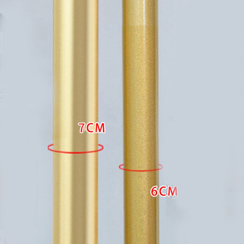 Ternice in metallo con pentola di ingresso contemporanea binario appeso e gancio gancio