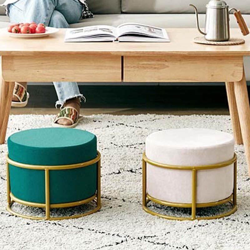 Luxury Ottoman Velvet Upholstered Solid Color Round Ottoman with Metal Legs Clearhalo 'furn' 'furn_ottomans_poufs' 'Furniture' 'Living Room Furniture' 'Ottomans & Poufs' 'ottomans_poufs' 1200x1200_8d2bed01-0279-4d02-8417-b7f405a385cc
