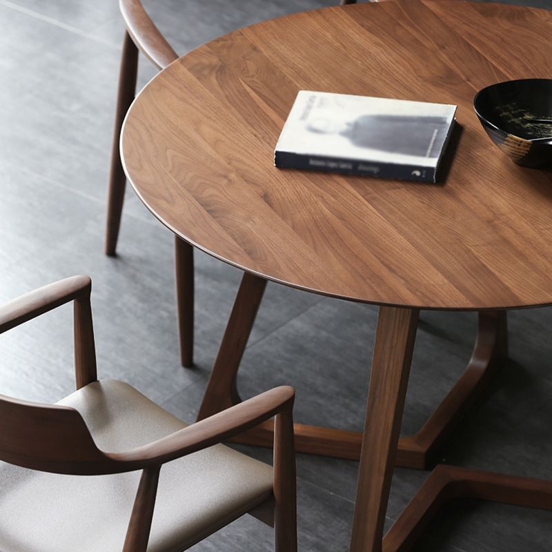 Contemporary Style Round Solid Wood Table Sled Base Dining Table for Home Clearhalo ' dining_table' 'Dining Tables & Seating' 'Dining Tables' 'furn' 'furn_dining_table' 'Furniture' 'furniture_dining_table' 'Kitchen & Dining Furniture' 'kitchen&dining_furn' 'kitchen' 'kitchen_dining_table' 1200x1200_8d52f57c-95a1-48e8-bd6c-867c1ffb8337