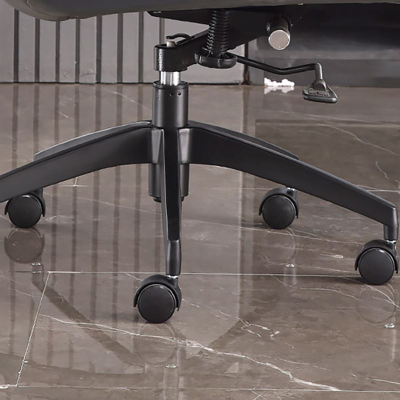 Modern Managers Chair Padded Arms Executive Chair with Wheels for Office Clearhalo 'furn' 'furn_office_chair' 'Furniture' 'Office Chairs' 'Office Furniture' 'office_chair' 1200x1200_8d552b0a-f278-411e-bcc7-c2671095f869