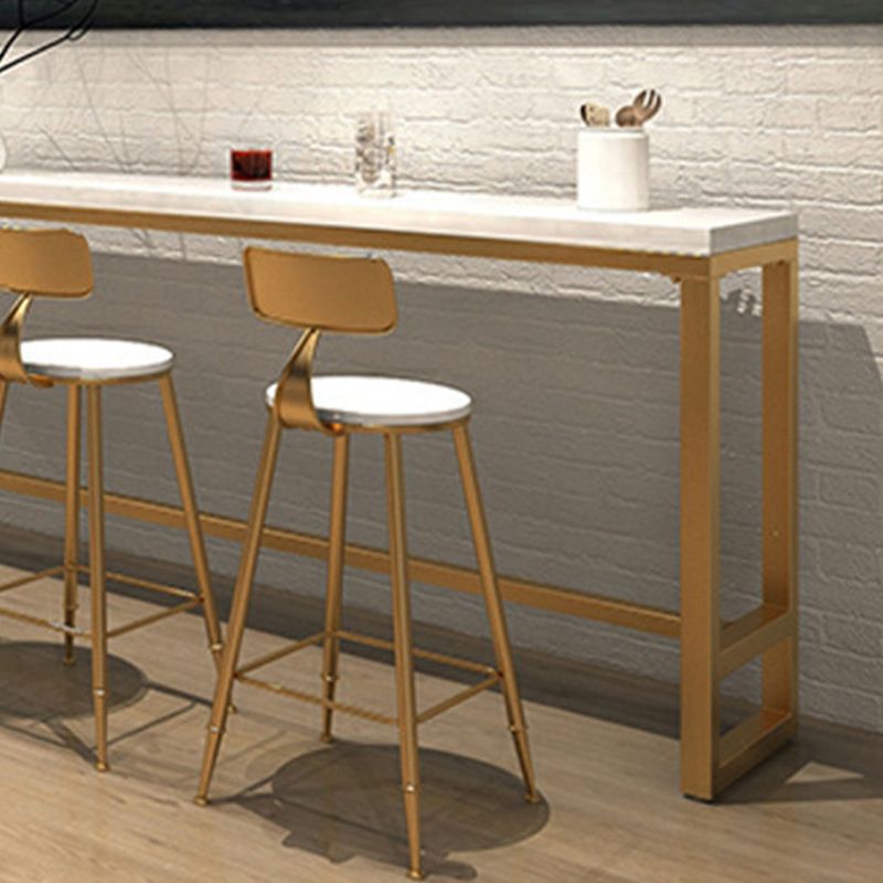 Ondersteltafel van goud en metaal Witte rechthoekige massief houten bartafel
