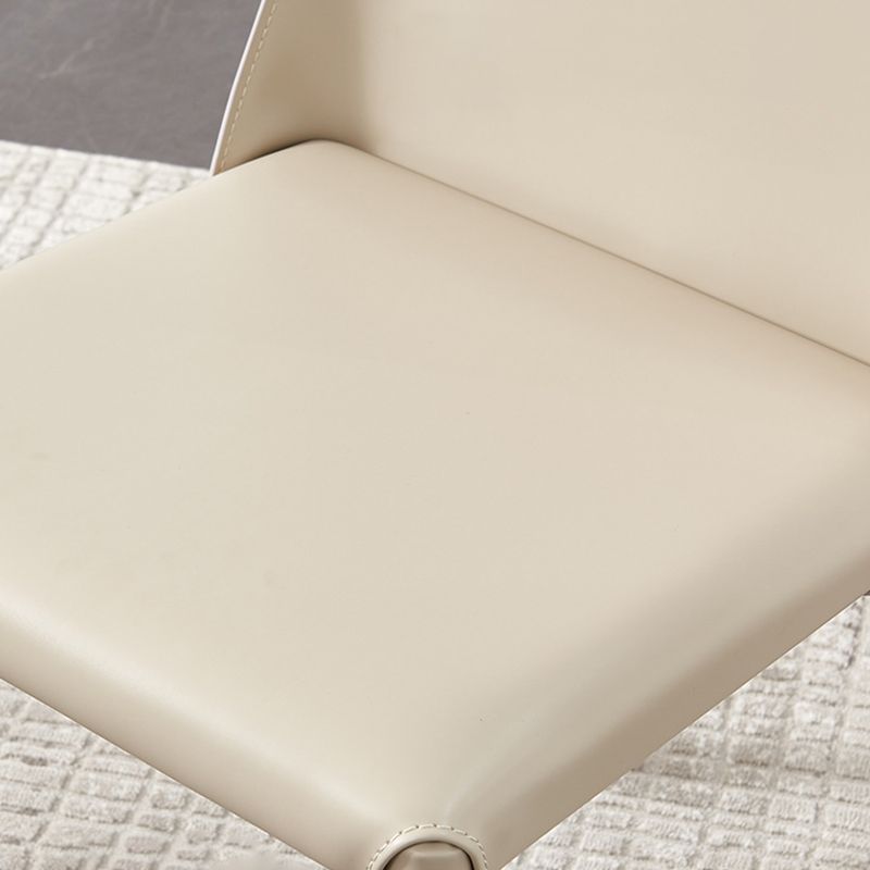 Eigentijdse zijstoel faux lederen stevige achterste eetkamerstoel voor binnen