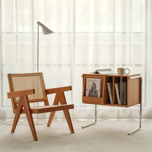 Libreria in legno massiccio in stile moderno con le porte