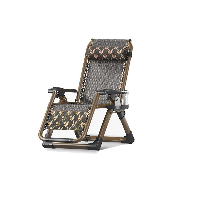 Silla reclinable de base de metal tradicional con brazos y portavasos