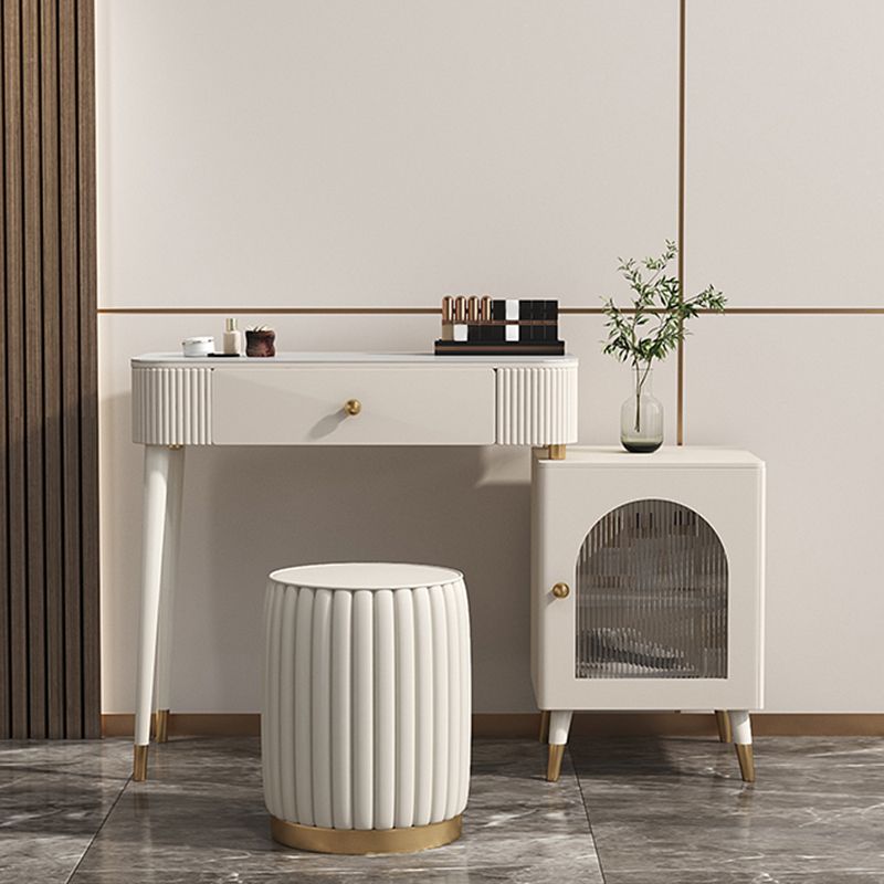 Contemporary Metal Vanity with Glass Accent Vanity Set with Stool Clearhalo 'Bedroom Furniture' 'furn' 'furn_makeup_vanities' 'Furniture' 'Makeup Vanities' 'makeup_vanities' 1200x1200_8efb0661-b337-4ec1-a56c-bcf363921628