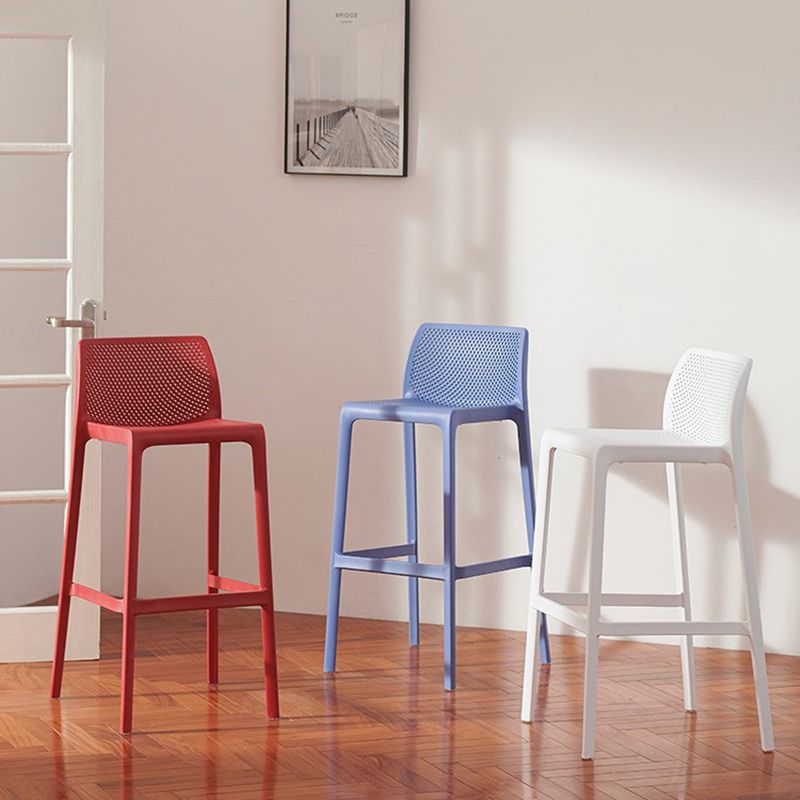 Scandinavian Plastic Stackable Counter Stools Low Back Indoor Bar Stools Clearhalo 'Bar Furniture' 'Bar Stools' 'bar_stools' 'furn' 'furn_bar_stools' 'furniture_bar_stools' 'Kitchen & Dining Furniture' 'kitchen&dining_furn' 'kitchen' 'kitchen_furn' Furniture' 1200x1200_8f29fb5c-576d-413d-aff5-c4ec80f35ae6