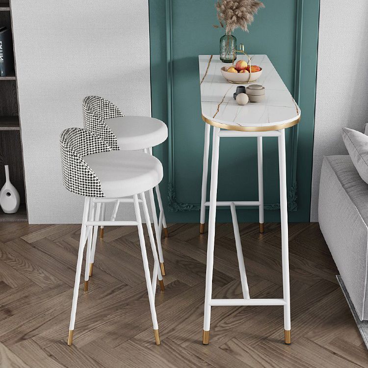 Industrial Iron Bar Table Faux Marble Specialty Top 41.3"H Bistro Table with Footrest Clearhalo 'Bar Furniture' 'Bar Tables' 'bar_tables' 'furn' 'furn_bar_tables' 'Furniture' 'furniture_bar_tables' 'Kitchen & Dining Furniture' 1200x1200_8f8e82f6-c85d-4b1c-8c6a-5e5a244ba5b2