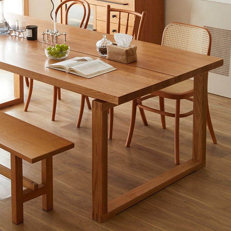 Tavolo da pranzo in stile semplicità tavolo marrone per cucina domestica