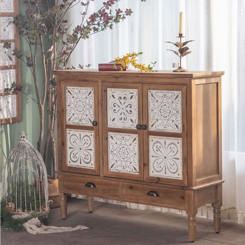 Armoire à accent industriel en nature naturelle avec une porte et des tiroirs en bois massif