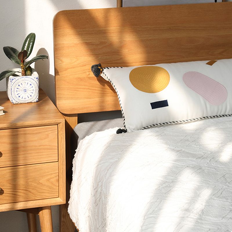 Modernes Standard -Bett Massivholzbettrahmen mit Kopfteil und Matratze