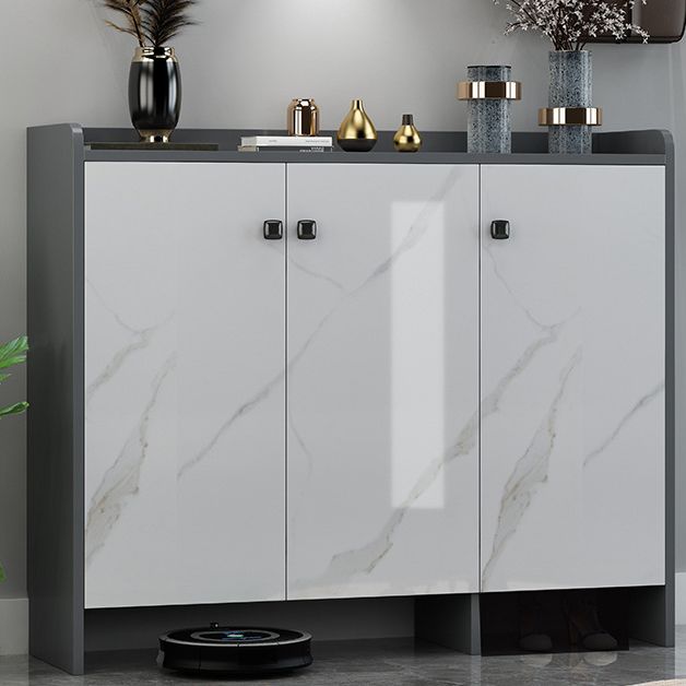 Moderno legno ingegnerizzato 39 "h sideboard buffet sala da pranzo buffet server in grigio