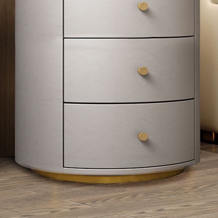 Glam Night Tisch Kunstleder und echter Marmor -Nachtschrankschubladen enthalten