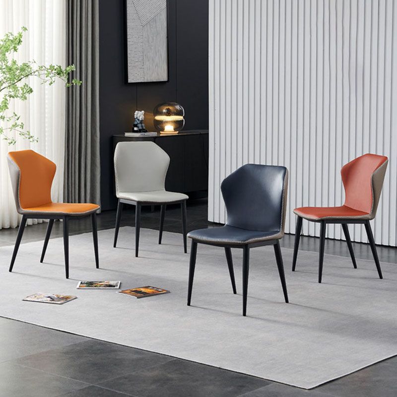 ホームフェイクレザーダイニングチェアのためのインダストリアルスタイルウィングバックアームレスチェア