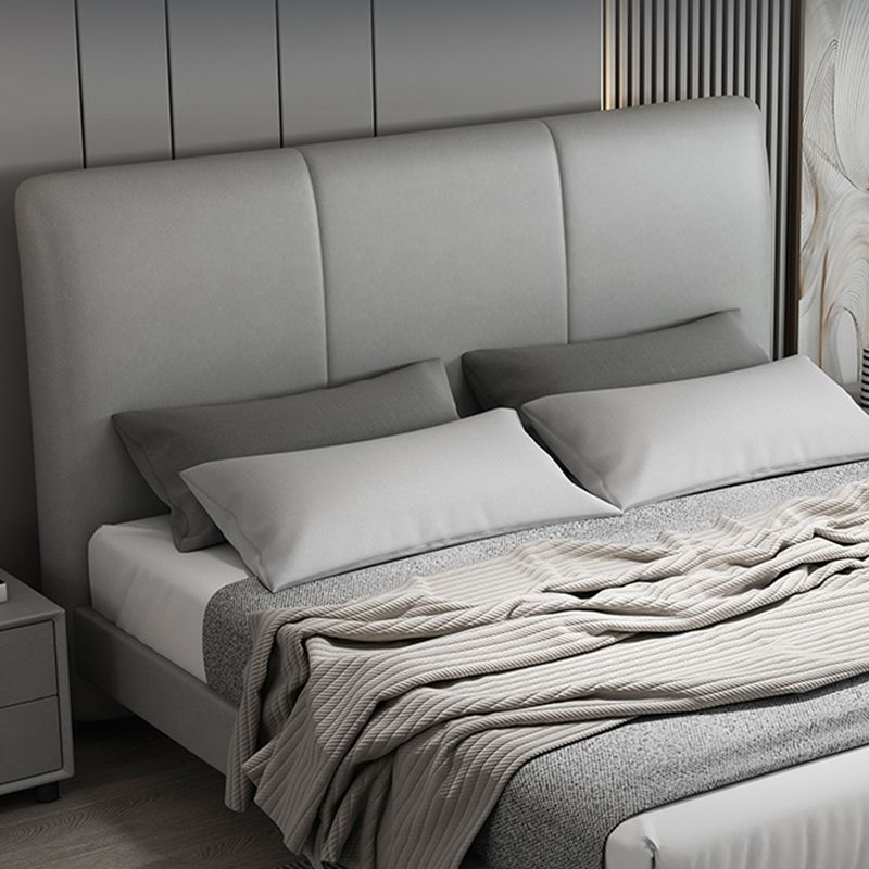 Testa di legno moderna con pannello rettangolare e gambe metalliche