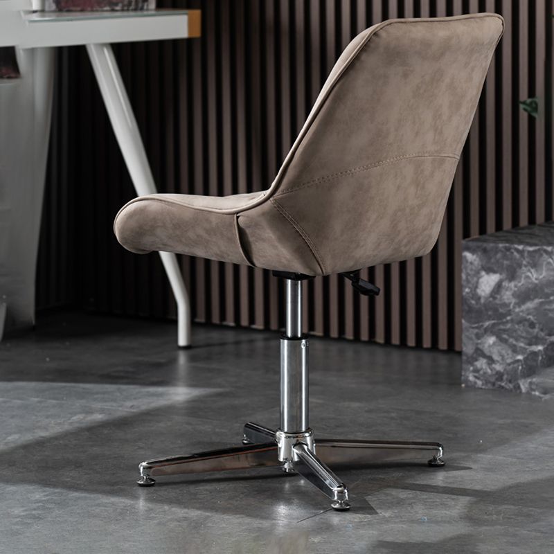 Sedia da ufficio moderna in metallo con schienale medio e altezza del sedile regolabile