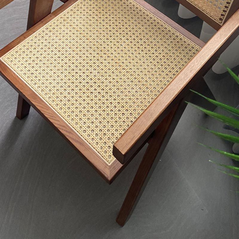 Chaise de bras à manger en bois massif