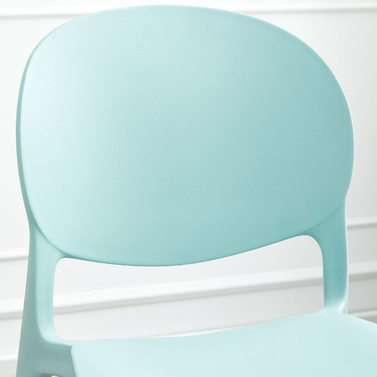 Moderna sala da pranzo in plastica senza braccio sedia da pranzo aperta