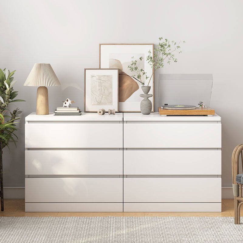 Eigentijdse slaapkamer opbergkist verticaal houten opbergkast dressoir