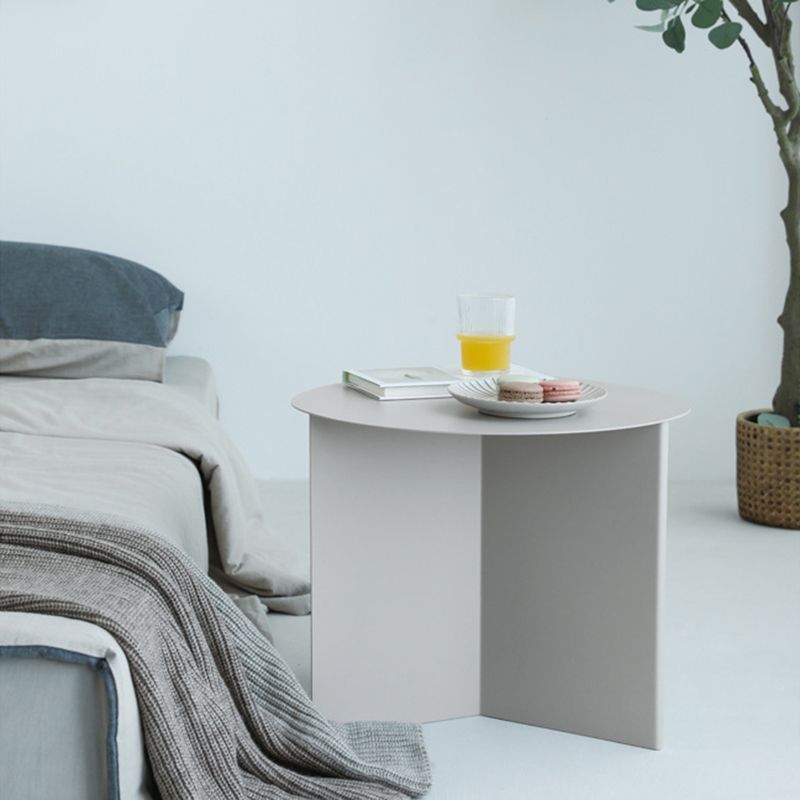 Contemporary Metallic Round Side Table Pedestal Living Room End Table