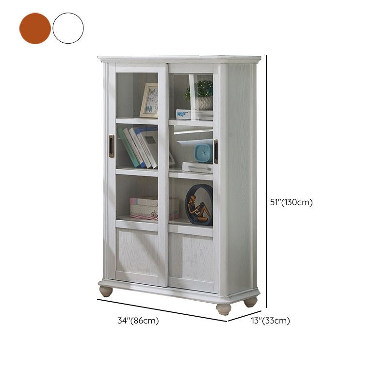 Libreria verticale in legno massiccio contemporaneo chiuso.