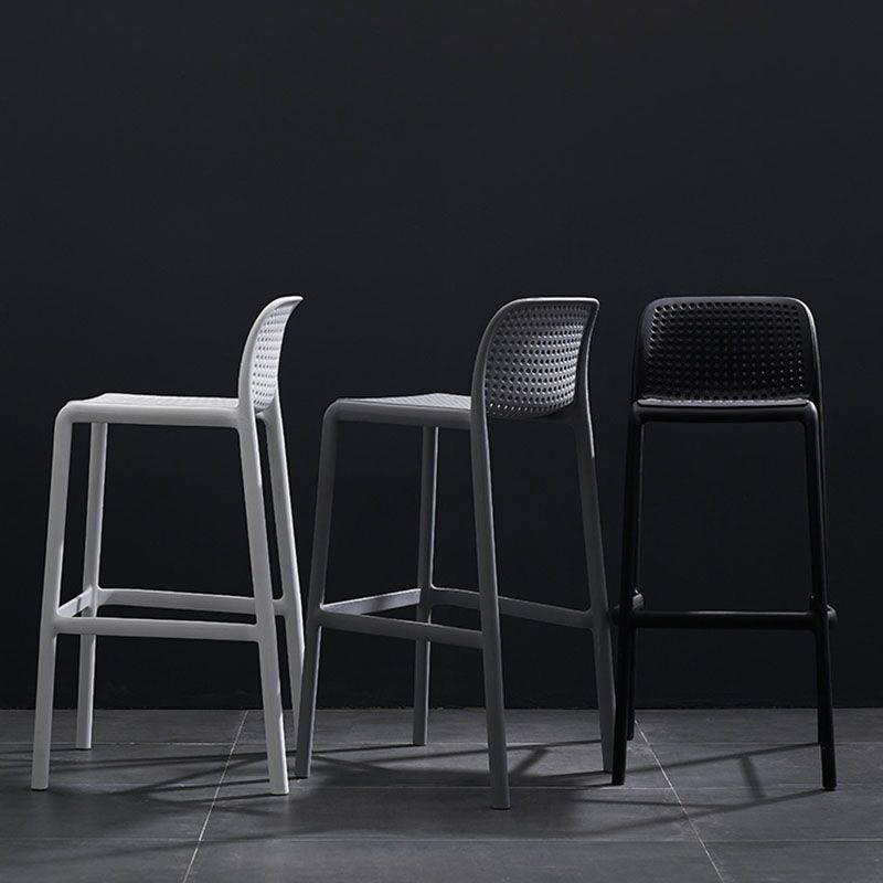 Contemporary Plastic Barstool Bristol Bar Stool with Footrest and Low Back Clearhalo 'Bar Furniture' 'Bar Stools' 'bar_stools' 'furn' 'furn_bar_stools' 'furniture_bar_stools' 'Kitchen & Dining Furniture' 'kitchen&dining_furn' 'kitchen' 'kitchen_furn' Furniture' 1200x1200_92e16918-5305-4368-95a3-f4ebfe296aae