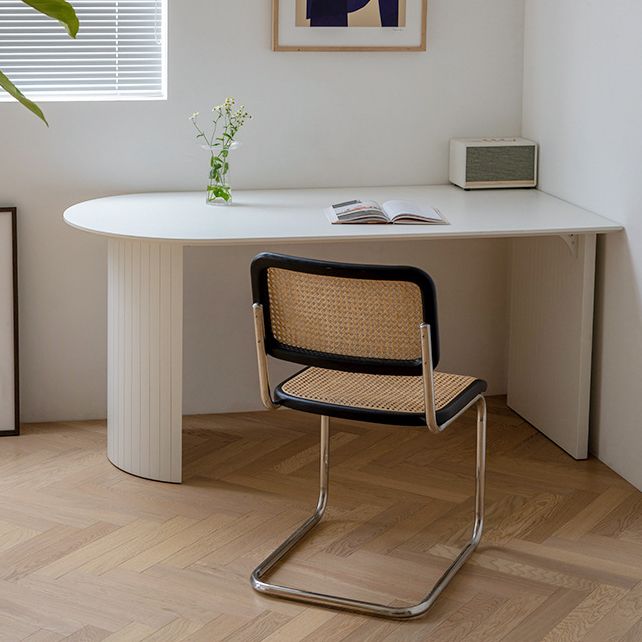 Modern Free Form Dining Table Sintered Stone and Solid Wood Top Table Clearhalo 'Dining Tables & Seating' 'Dining Tables' 'dining_table' 'furn' 'furn_dining_table' 'Furniture' 'Kitchen & Dining Furniture' 1200x1200_92fdfe25-b5f1-42bc-8404-070d44908e3c