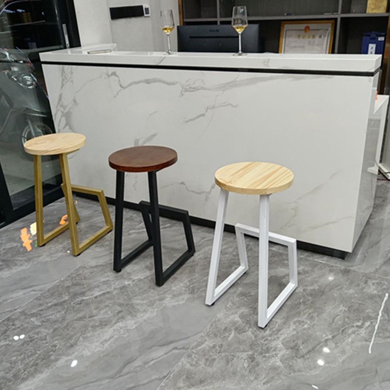 Modern Style Iron Bar Stool with Footrest Bristol Creative Bar Stool (set of 2) Clearhalo 'Bar Furniture' 'Bar Stools' 'bar_stools' 'furn' 'furn_bar_stools' 'furniture_bar_stools' 'Kitchen & Dining Furniture' 'kitchen&dining_furn' 'kitchen' 'kitchen_furn' Furniture' 1200x1200_931e0f0d-f905-4726-8b19-1a9ba9955c77
