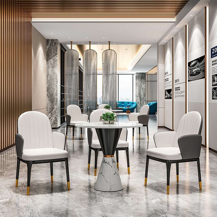 Round Pedestal Dining Table Traditional Luxury Furniture for Dining Room Clearhalo ' dining_table' 'Dining Tables & Seating' 'Dining Tables' 'furn' 'furn_dining_table' 'Furniture' 'furniture_dining_table' 'Kitchen & Dining Furniture' 'kitchen&dining_furn' 'kitchen' 'kitchen_dining_table' 1200x1200_933196c9-3ca1-46c9-8994-e72f06f0cdf3