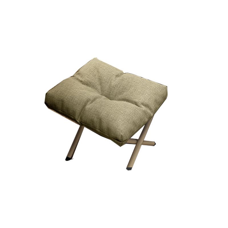 房状の背中と位置のロックバックを備えた現代の金属脚リクライニングチェア