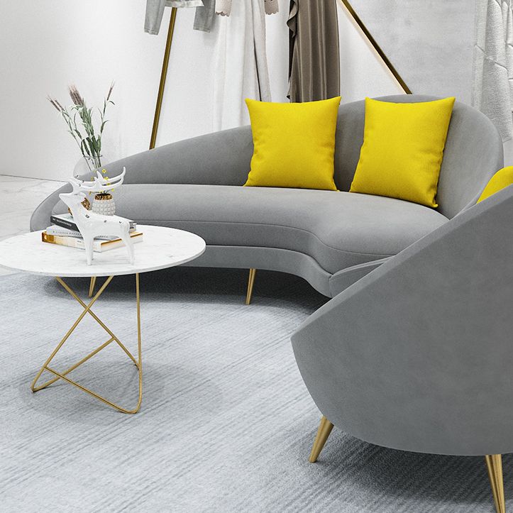 タイトな背中とアパート用のタキシードアームを備えた超近代的な湾曲したソファー