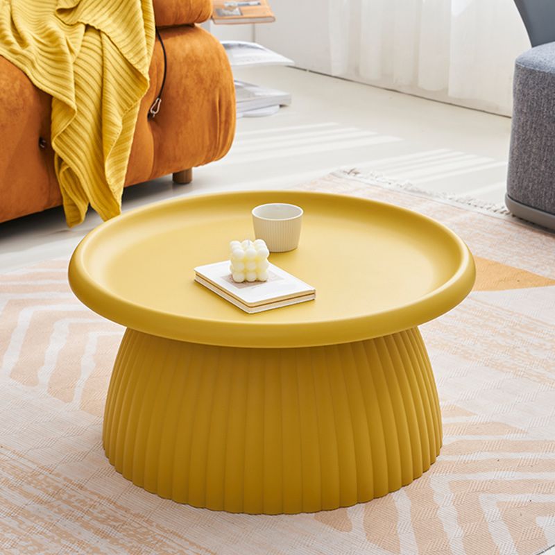 Glam Corner Table Plastic Round Pedestal Side End Snack Table Clearhalo 'Coffee & Accent Tables' 'End & Side Tables' 'end_side_tables' 'furn' 'furn_end_side_tables' 'Furniture' 'Living Room Furniture' 1200x1200_93e6ddc8-23e3-49f8-8a3e-55f59d082132
