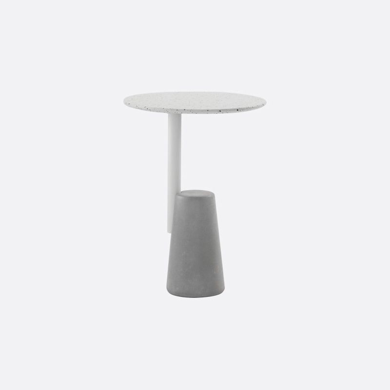 Modern Single Leg Base Solid Color Metal Round Top Coffee Table Clearhalo 'Coffee & Accent Tables' 'Coffee Tables' 'coffee_tables' 'furn' 'furn_coffee_tables' 'Furniture' 'Living Room Furniture' 1200x1200_93f59eb2-08a5-4e2e-b45f-e727d51531f5