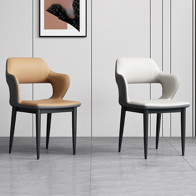Sedia laterale aperta moderna in pelle imbottita sedia da pranzo senza braccio con base in metallo