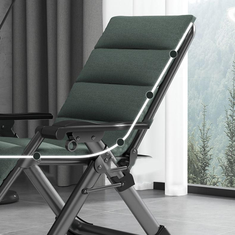 Sedia reclinabile interna con base in metallo e blocco della posizione e braccia