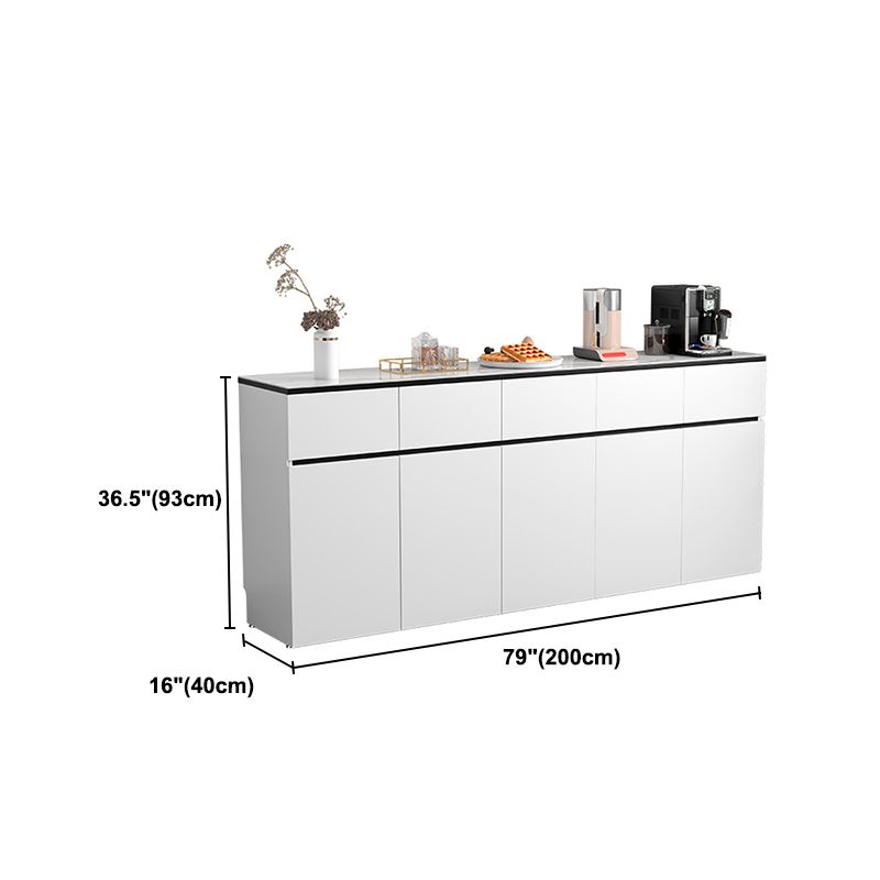 Sideboard di pietra di pietra moderna bianca con porta per la cucina