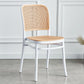 Sgabello moderno con poggiapiedi quadrato Sgabello in rattan di plastica in bianco e nero