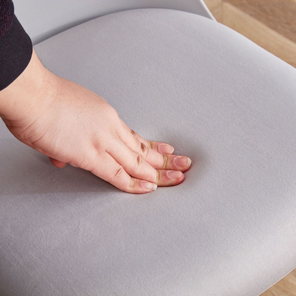 Upholstered Dining Chair Glam Style Plastic Side Chair for Dining Room Clearhalo 'Dining Chairs' 'Dining Tables & Seating' 'dining_chair' 'furn' 'furn_dining_chair' 'Furniture' 'furniture_dining_chair' 'Kitchen & Dining Furniture' 1200x1200_95129ce5-32eb-495a-aecf-a6d3bb7a2728