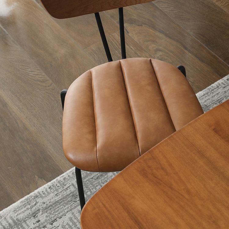 Silla lateral de silla de comedor apilamiento de la casa contemporánea