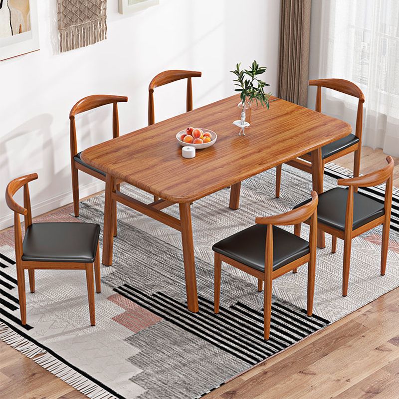 Mesa de comedor rectangular de madera de estilo nórdico con patas de metal