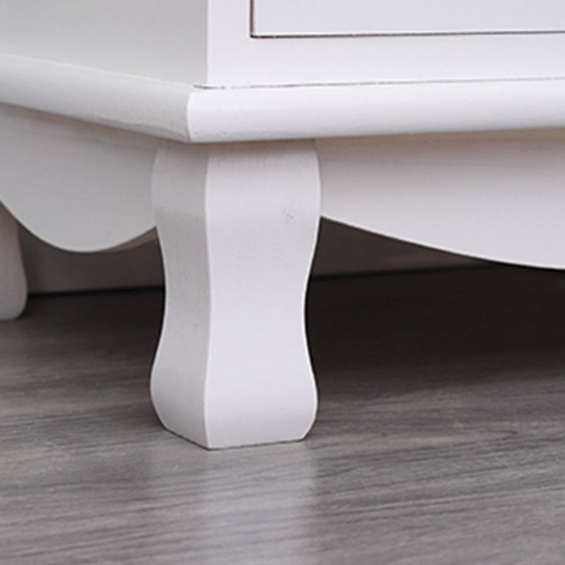 Rentage de rangement traditionnel commode de rangement en bois vertical avec tiroirs