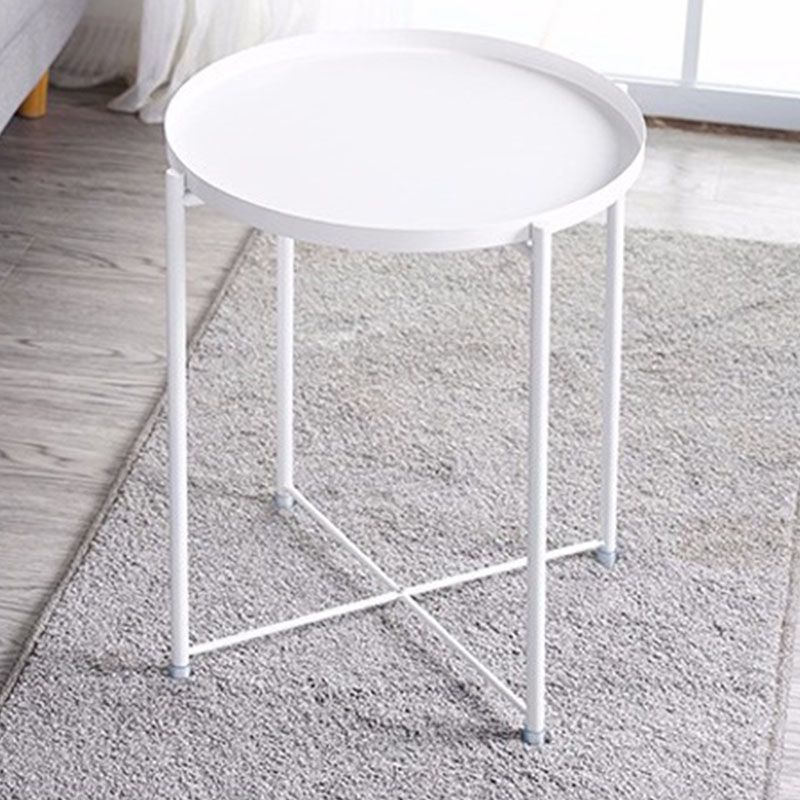 Mesa superior de la bandeja redonda de metal de mediados de siglo Mesa a la altura de las patas cruzadas de 20.5 pulgadas