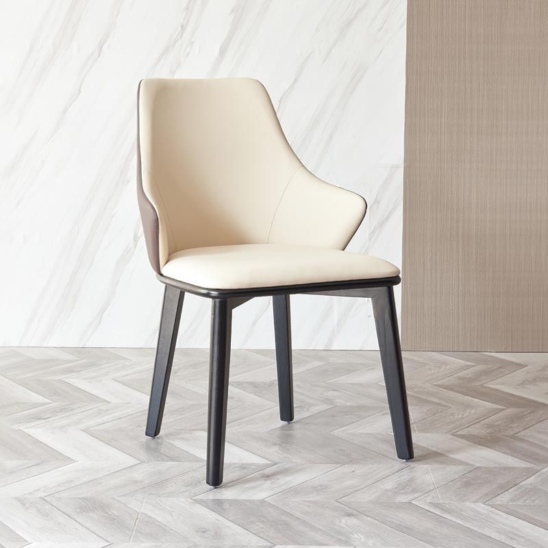 Lederen eetgelegenheid stoel moderne binnenstoel met massieve houten benen