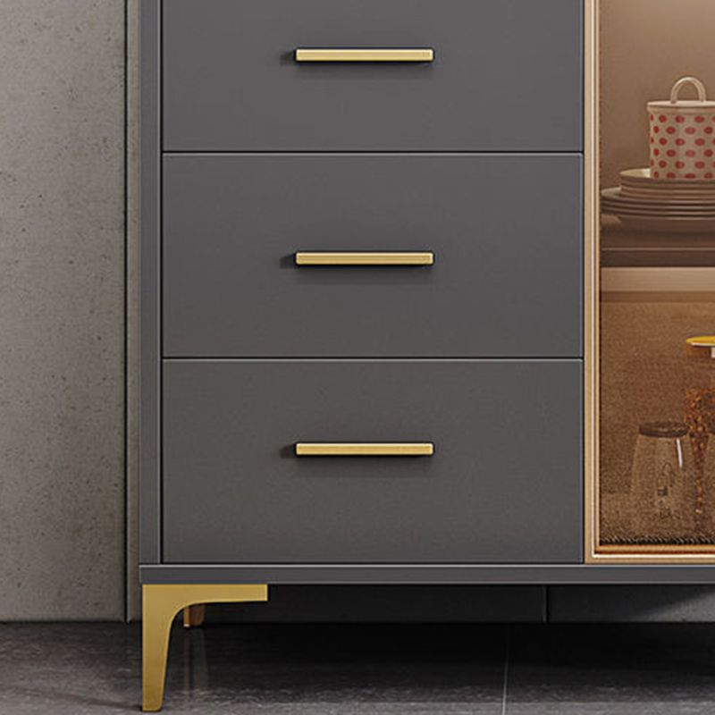 木製ガラスのドアキャビネットと引き出し付きの現代的なビュッフェのサイドボード