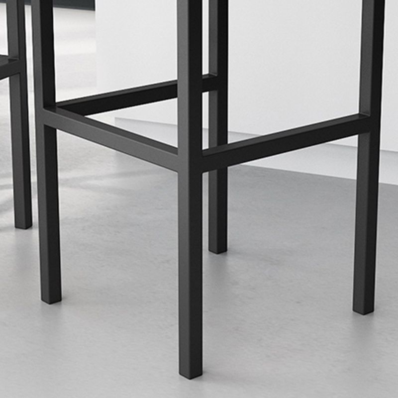 Moderno sgabello da pranzo in ferro posteriore senza braccio sgabello da bar con cuscino di velluto