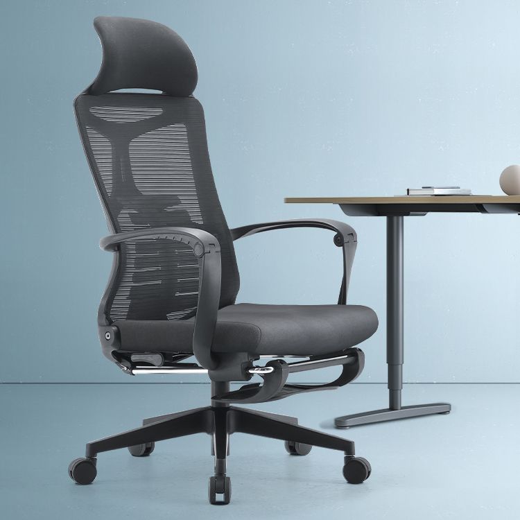 Moderne schuifstoel Verstelbare stoelhoogte Bure stoel met wielen