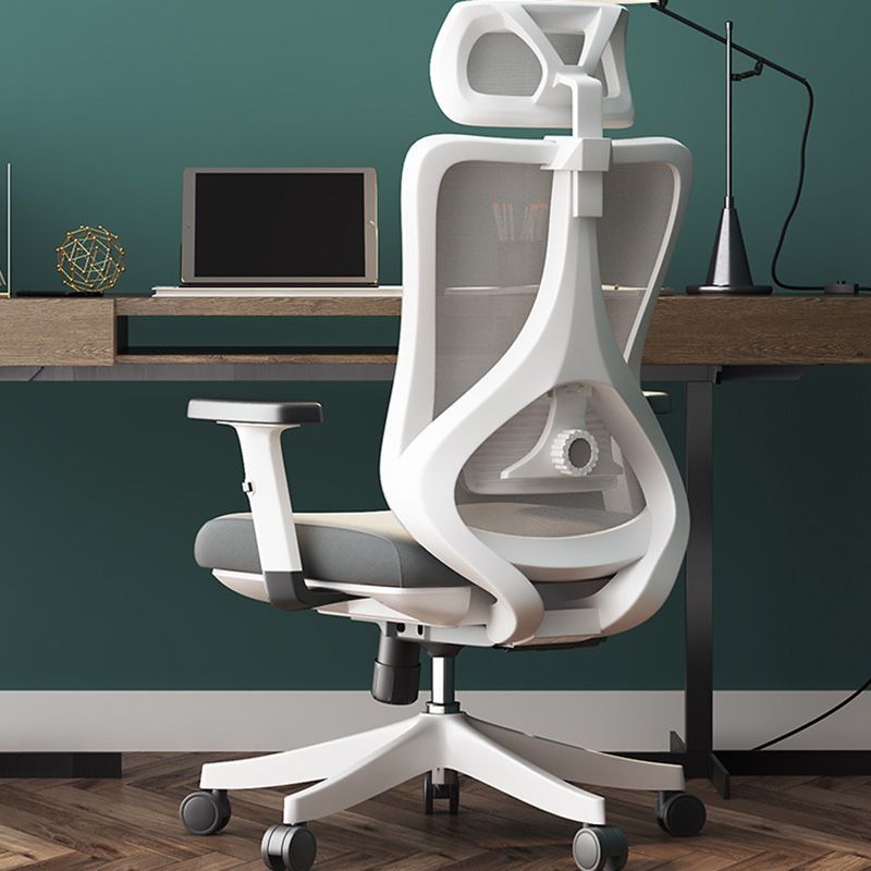 Black / Grey Mesh Office Chair Nylon Frame Rotatable Desk Chair with Wheels Clearhalo 'furn' 'furn_office_chair' 'Furniture' 'Office Chairs' 'Office Furniture' 'office_chair' 1200x1200_9668770f-852e-47b0-98dd-de6a4f24f33d