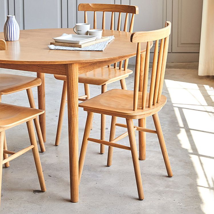 Rubber Wood Round Table for Restaurant Modern Dining Table in Nature/Walnut with 4 Legs Clearhalo ' dining_table' 'Dining Tables & Seating' 'Dining Tables' 'furn' 'furn_dining_table' 'Furniture' 'furniture_dining_table' 'Kitchen & Dining Furniture' 'kitchen&dining_furn' 'kitchen' 'kitchen_dining_table' 1200x1200_9677b4ef-4b55-434e-bf08-9b422869b7a4